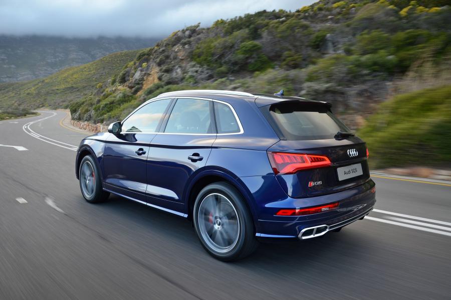  Audi SQ5 3.0 TFSI 2017 года  (ZA) (фото 10 из 27)